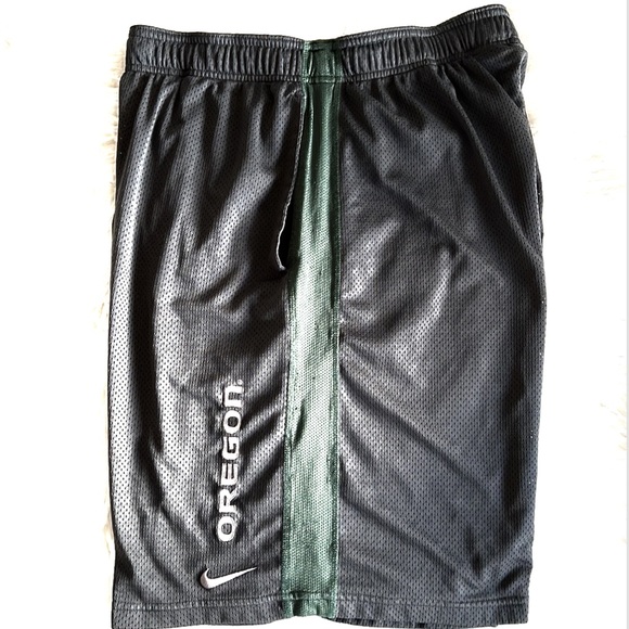 Nike shorts - Picture 9 of 10